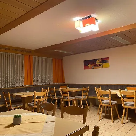 Zur Linde Traitsching