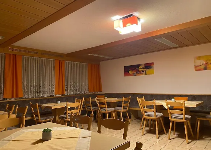 Zur Linde Traitsching